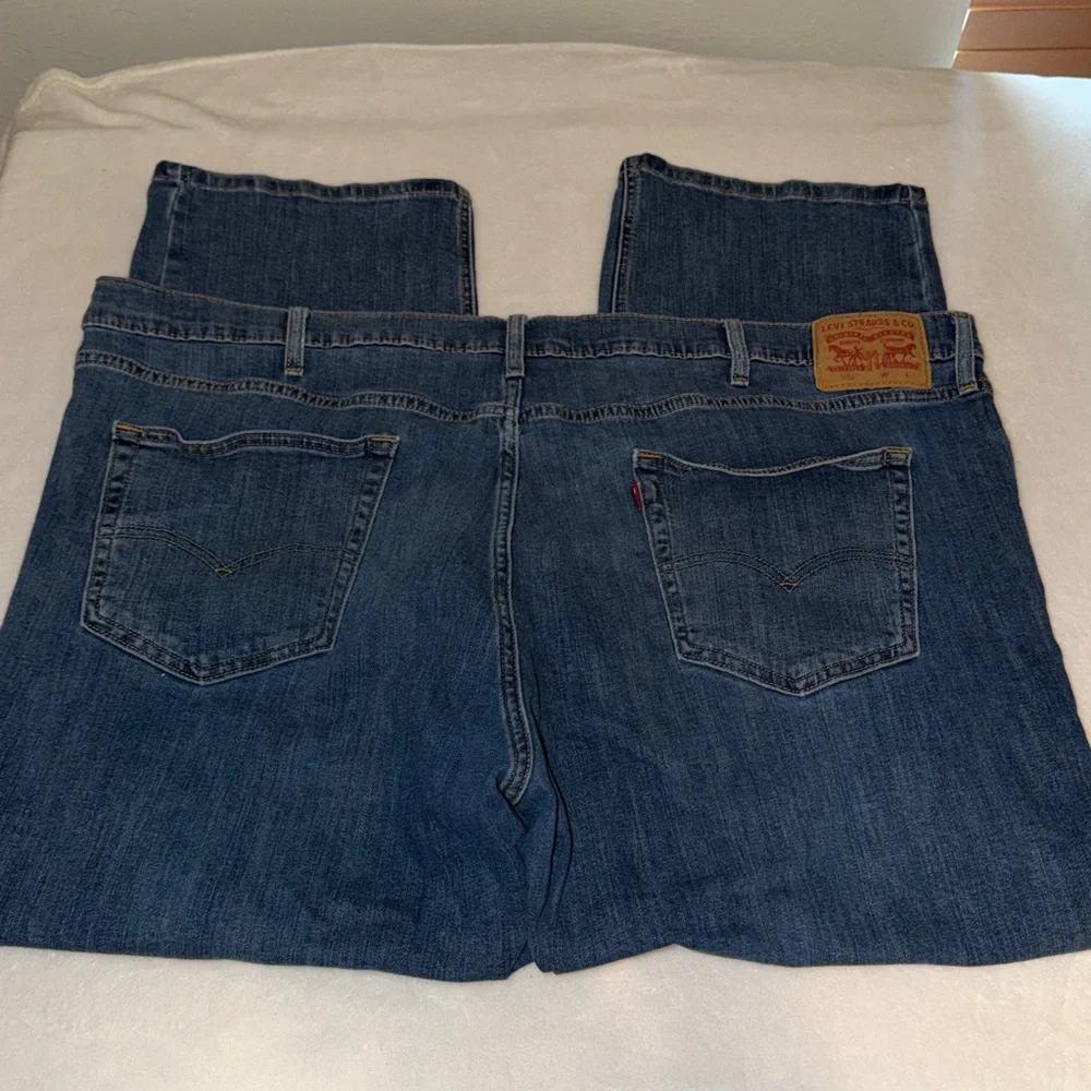 Levi 541 Men’s Jeans, size W 48 x L 30